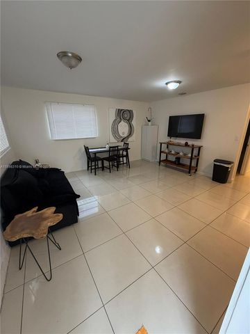 1132 NW 38th Street 1132, Miami, FL 33127