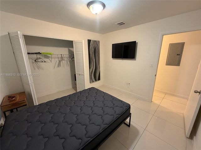 1132 NW 38th Street 1132, Miami, FL 33127