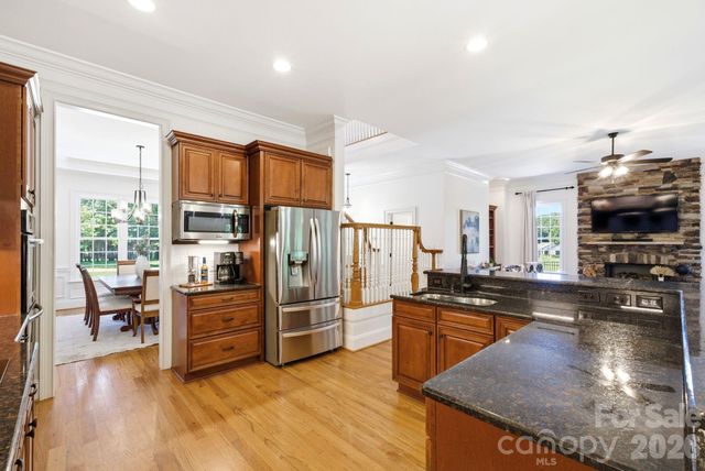 16000 Sunset Drive, Huntersville, NC 28078