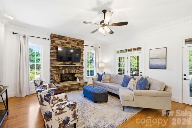 16000 Sunset Drive, Huntersville, NC 28078