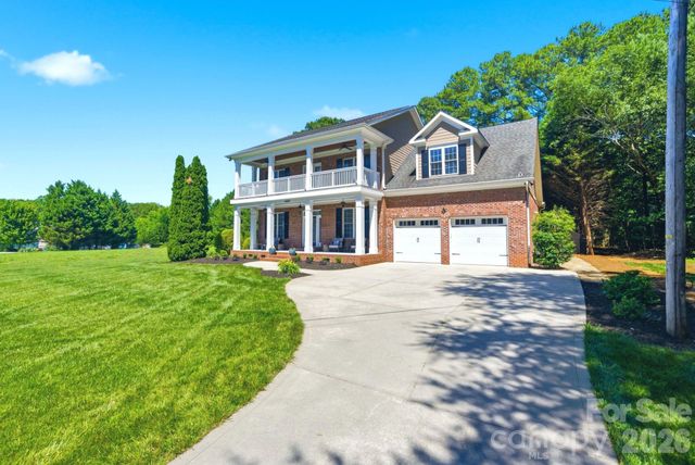 16000 Sunset Drive, Huntersville, NC 28078