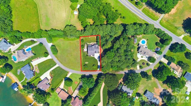 16000 Sunset Drive, Huntersville, NC 28078