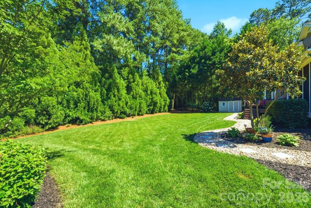 16000 Sunset Drive, Huntersville, NC 28078