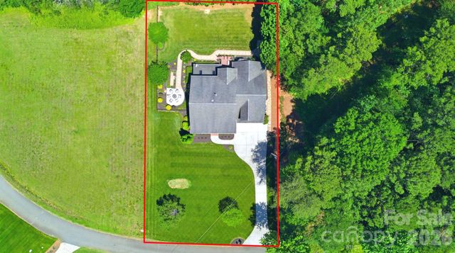 16000 Sunset Drive, Huntersville, NC 28078
