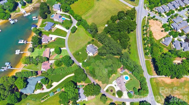 16000 Sunset Drive, Huntersville, NC 28078