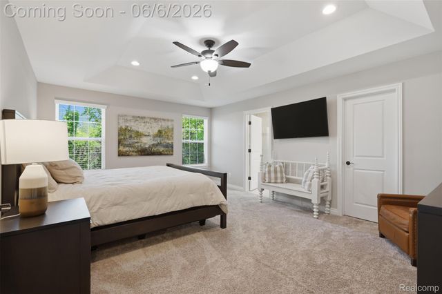7375 N Mistwood Drive, White Lake Charter Township, MI 48383