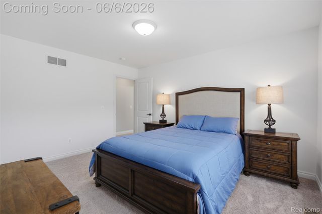 7375 N Mistwood Drive, White Lake Charter Township, MI 48383
