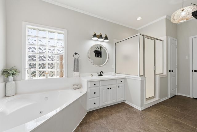 613 Remington Park Drive, Robinson, TX 76706