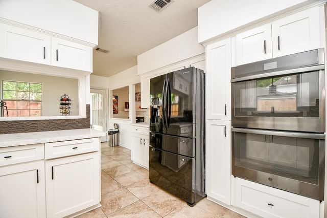 8118 Brinkworth Lane, Houston, TX 77070