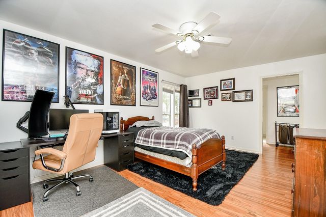 8118 Brinkworth Lane, Houston, TX 77070