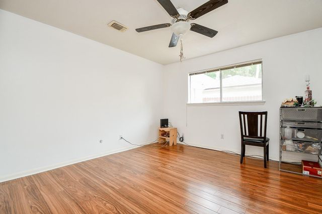 8118 Brinkworth Lane, Houston, TX 77070
