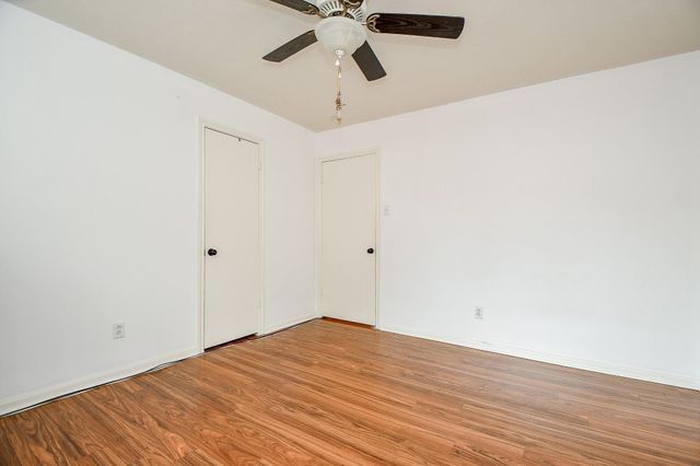 8118 Brinkworth Lane, Houston, TX 77070