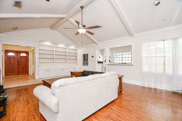8118 Brinkworth Lane, Houston, TX 77070