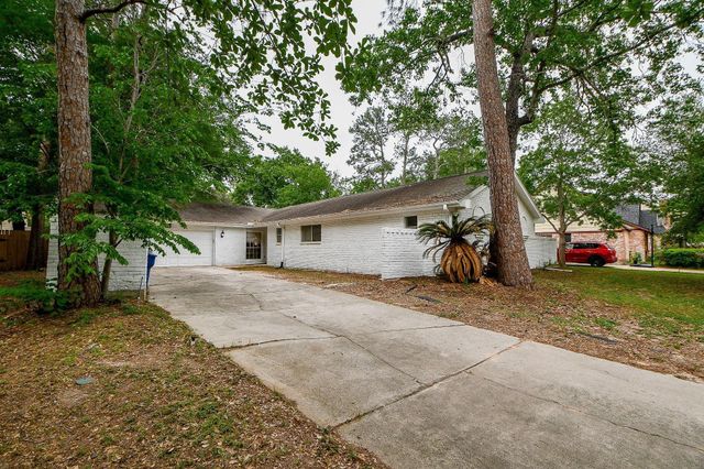 8118 Brinkworth Lane, Houston, TX 77070