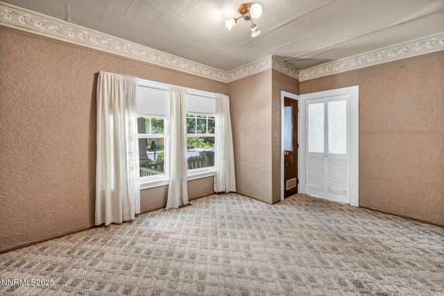 1012 N Nevada Street, Carson City, NV 89703