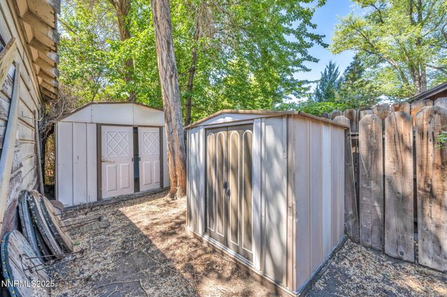 1012 N Nevada Street, Carson City, NV 89703