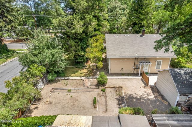 1012 N Nevada Street, Carson City, NV 89703