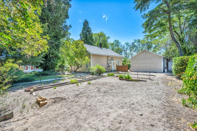1012 N Nevada Street, Carson City, NV 89703