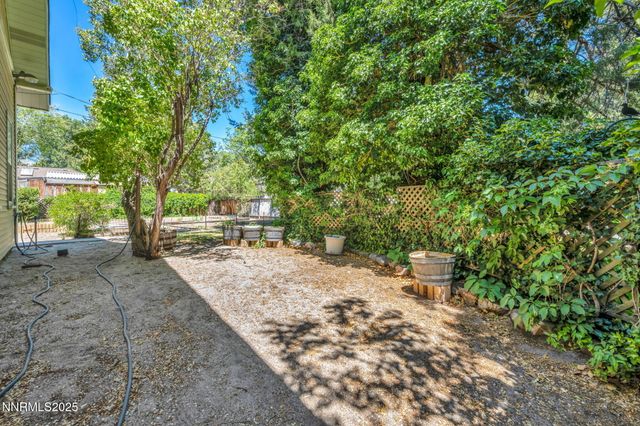 1012 N Nevada Street, Carson City, NV 89703