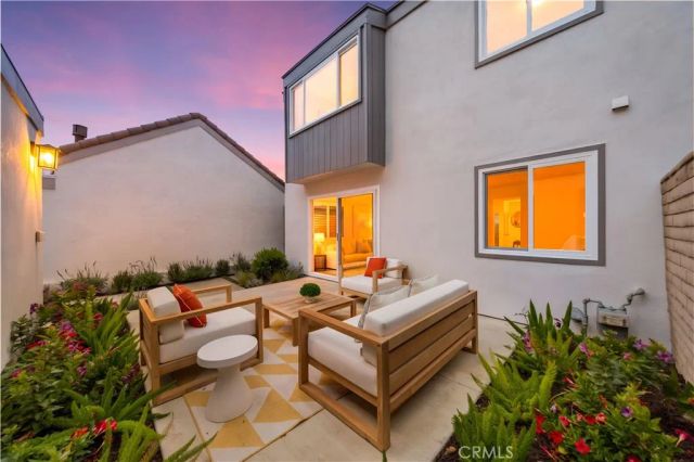 94 Sequoia Tree Lane, Irvine, CA 92612