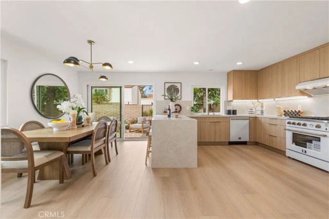 94 Sequoia Tree Lane, Irvine, CA 92612