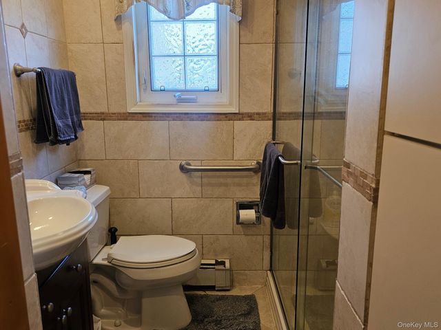 2207 Maple Street, Wantagh, NY 11793