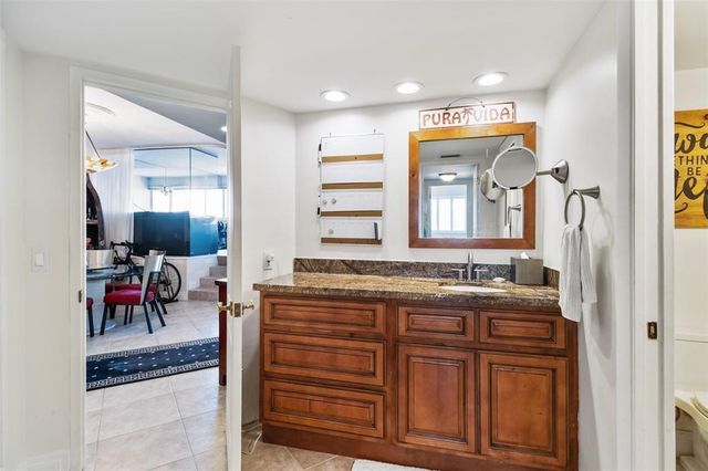 333 Sunset Drive 104, Fort Lauderdale, FL 33301