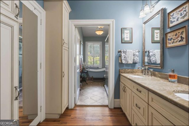 3155 Ingleside Drive NE, Macon, GA 31204