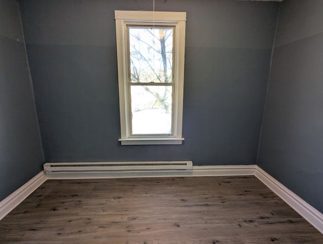 8444 S Escanaba Avenue, Chicago, IL 60617