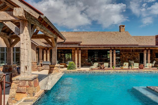 16606 County Rd 1920, Lubbock, TX 79424