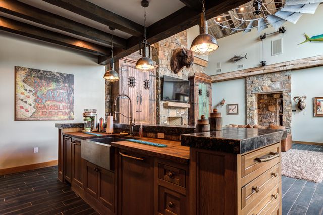 16606 County Rd 1920, Lubbock, TX 79424