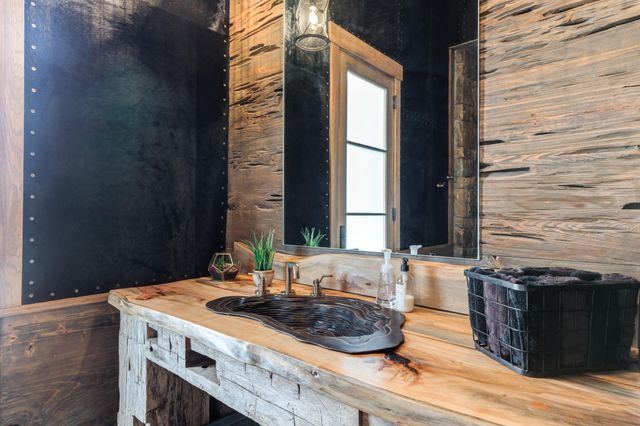 16606 County Rd 1920, Lubbock, TX 79424