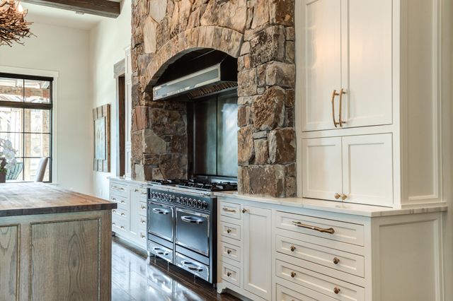 16606 County Rd 1920, Lubbock, TX 79424