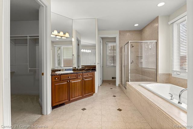 47611 Manorwood Drive, Northville, MI 48168