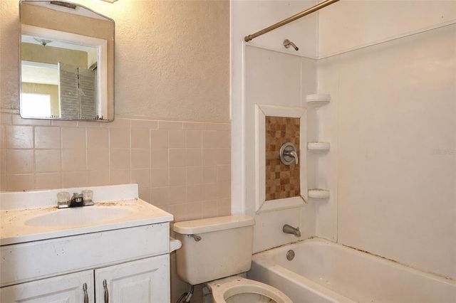 1208 CHERRY LANE, Lakeland, FL 33811