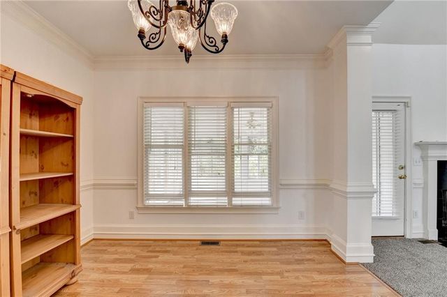 1005 Lewis Ridge Circle, Lawrenceville, GA 30045
