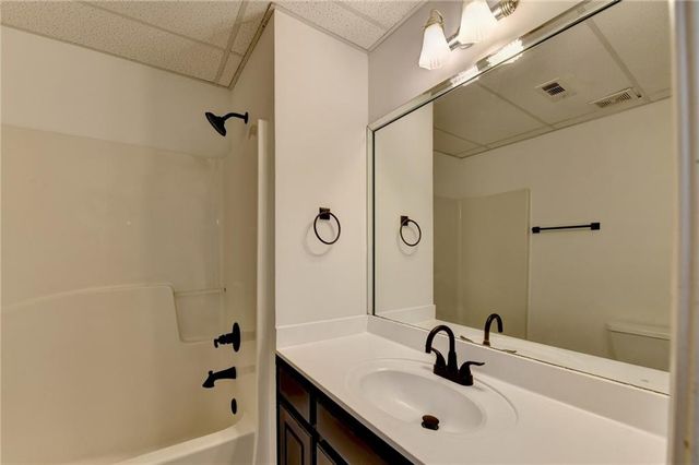 1005 Lewis Ridge Circle, Lawrenceville, GA 30045