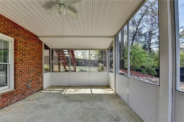 1005 Lewis Ridge Circle, Lawrenceville, GA 30045
