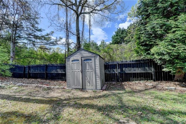 1005 Lewis Ridge Circle, Lawrenceville, GA 30045