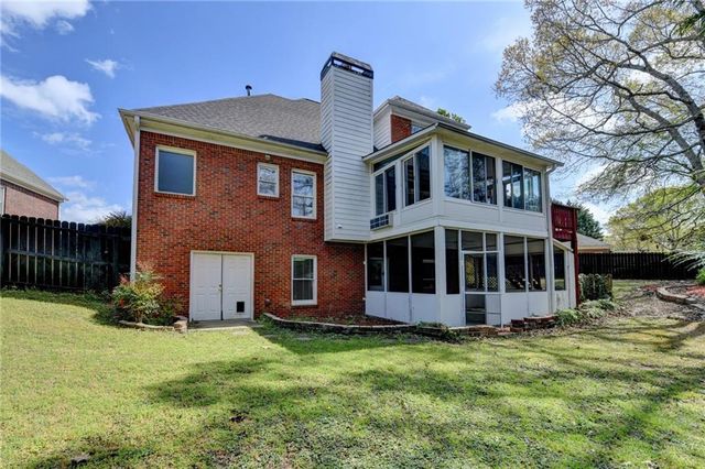 1005 Lewis Ridge Circle, Lawrenceville, GA 30045