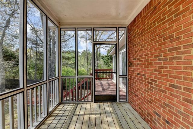 1005 Lewis Ridge Circle, Lawrenceville, GA 30045