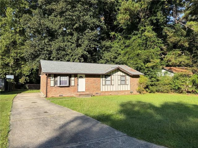 1345 Labelle Street, Jonesboro, GA 30238