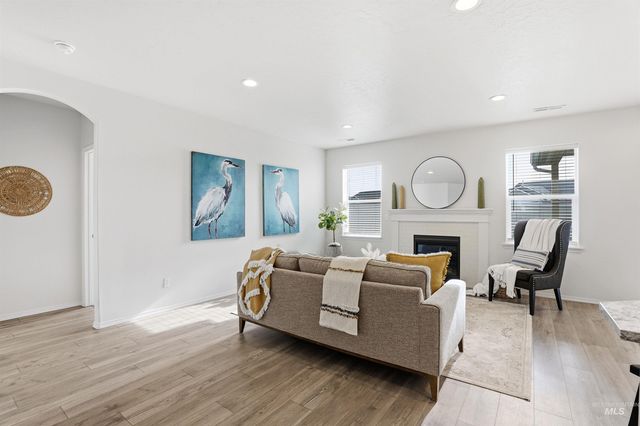 12583 S Farrara Way, Nampa, ID 83686