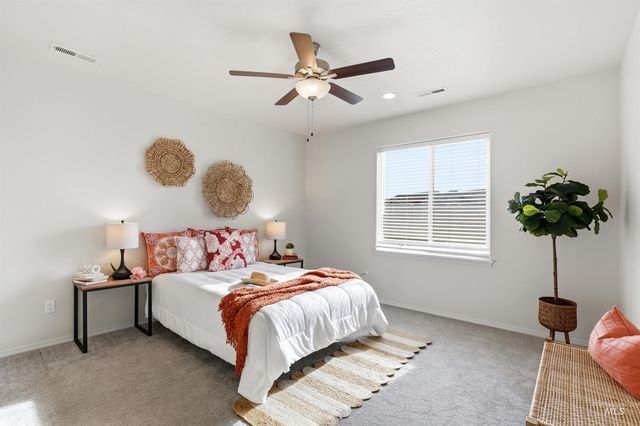 12583 S Farrara Way, Nampa, ID 83686