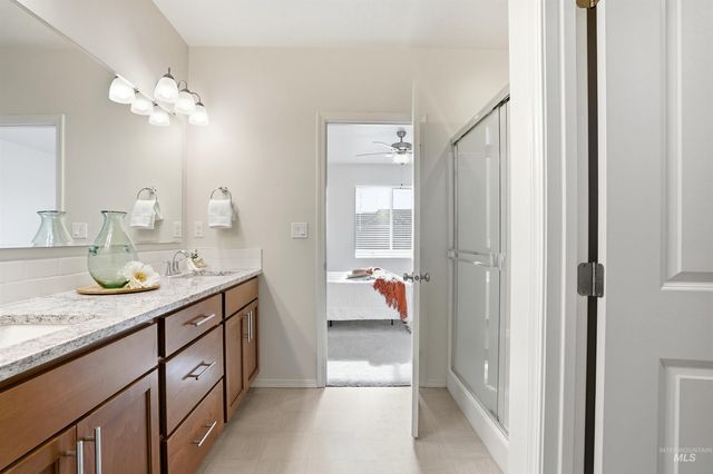 12583 S Farrara Way, Nampa, ID 83686