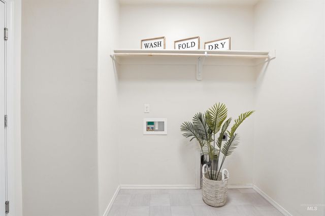 12583 S Farrara Way, Nampa, ID 83686