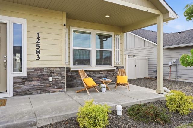 12583 S Farrara Way, Nampa, ID 83686