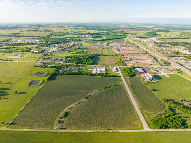 286 County Road 4282, Hillsboro, TX 76645