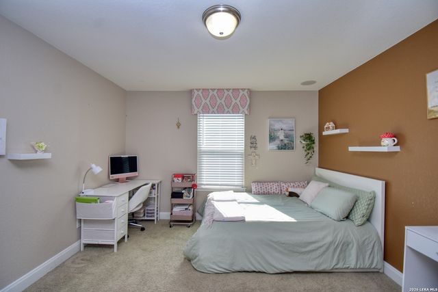 26013 Los Mirasoles, Boerne, TX 78015