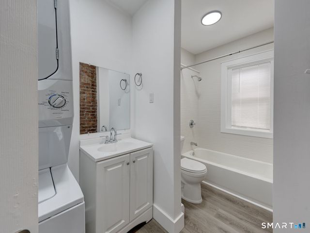 59 Daly Avenue 1W, New Britain, CT 06051